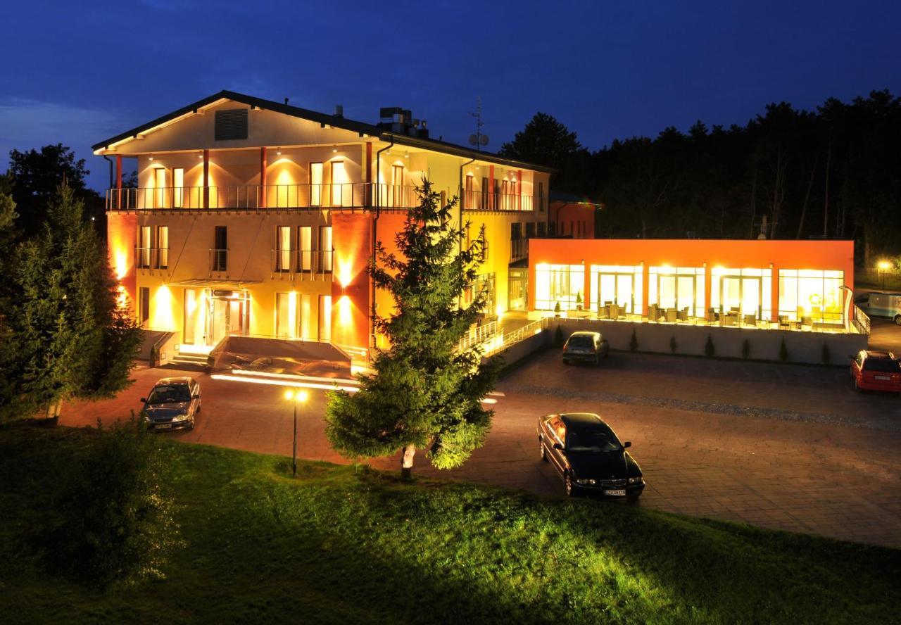 HOTEL DELFIN SPA&WELLNESS DĄBKI 4* (Polsko) - od 183 €